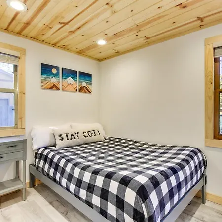 Sugarloaf Vacation Rental About 7 Mi To Big Bear Lake!